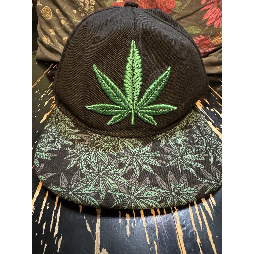 MARIJUANA CANNABIS CHRONIC KUSH POT HEMP LEAF PLANT WEED DOPE CAP HAT SNAPBACK